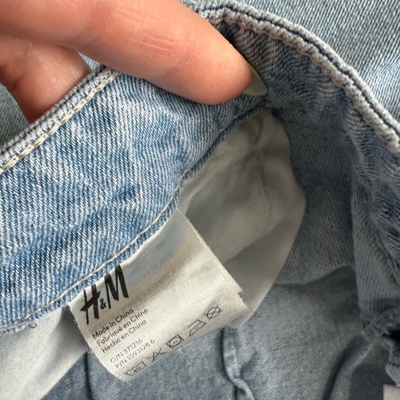 H&M ultra high waist curvy fit wide jeans 18 - Picture 3 of 6